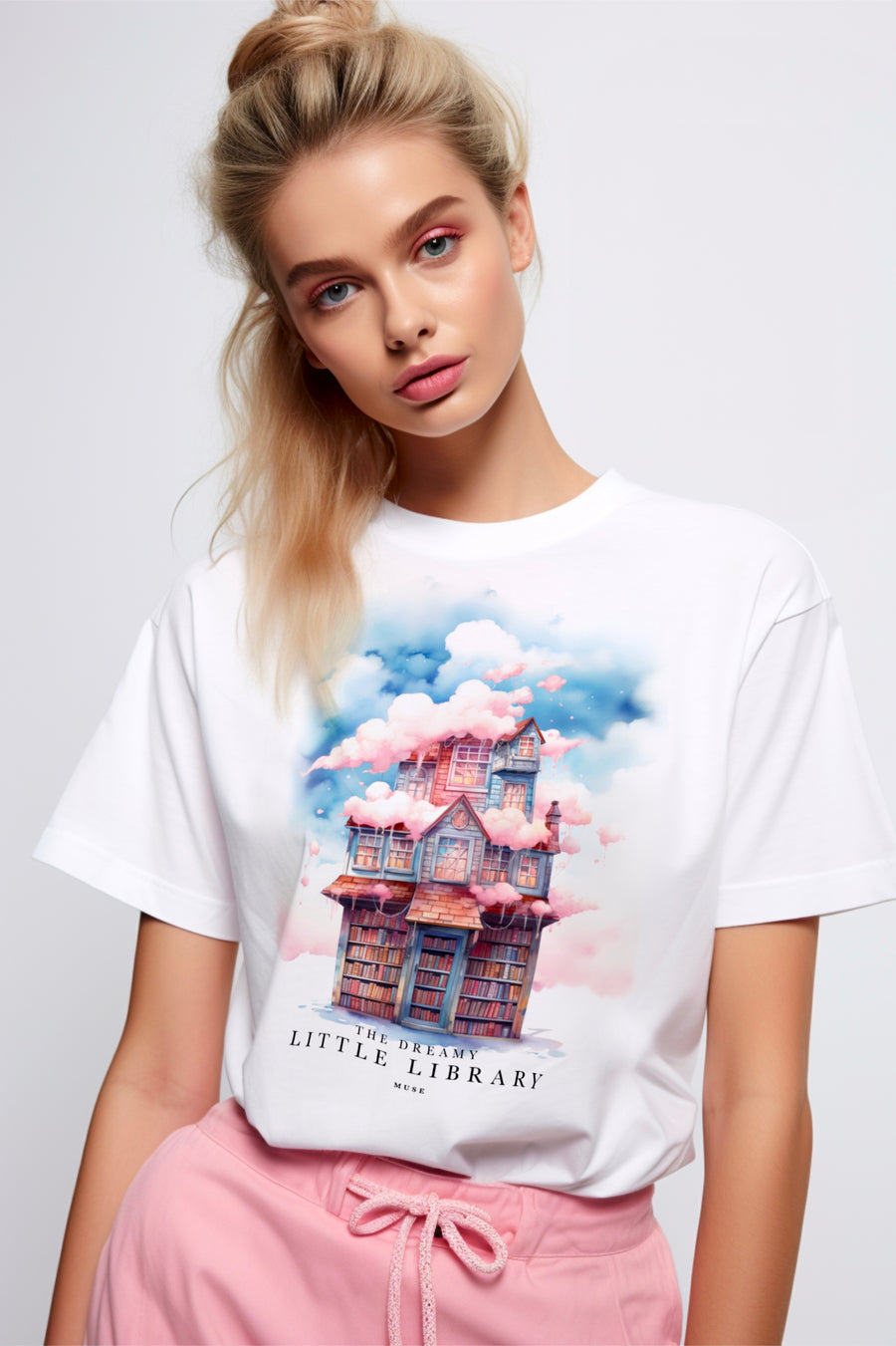 T-shirt | The dreamy little library
