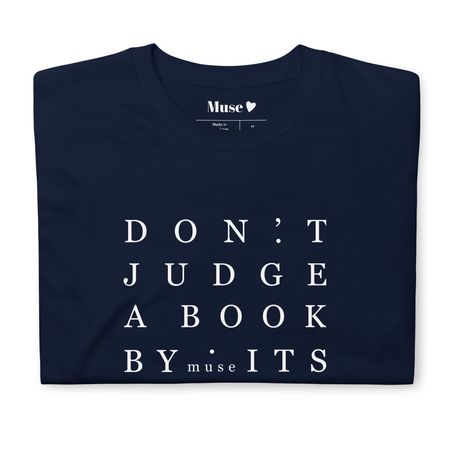T-shirt | Don't judge a book by its cover (5 coloris)